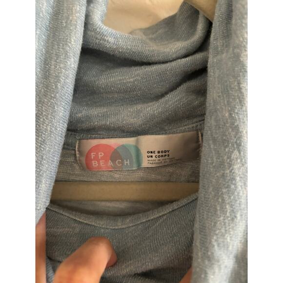 Free People Beach Sweatshirt Women's OS Cocoon Cowl Pullover Light Blue Cotton - Picture 4 of 8